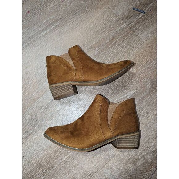 New Boutique‎ by Corkys Cognac Booties Fall Crisp Ankle Boots Shoes Women’s 11 - Picture 2 of 15